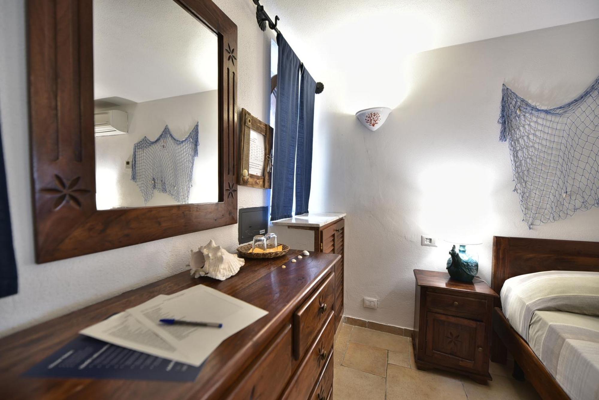 Villa Minda Lodge & View سان تيودورو المظهر الخارجي الصورة
